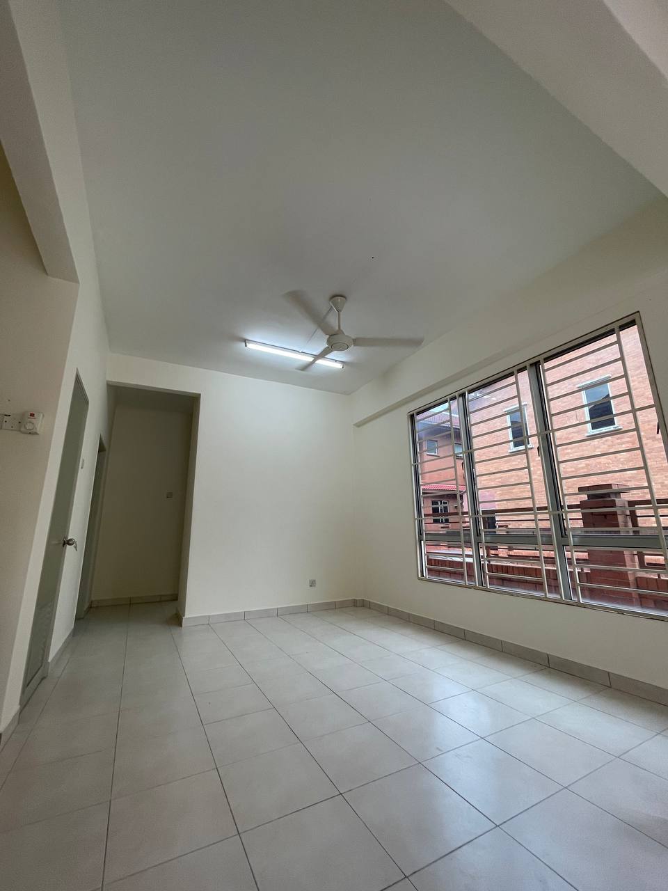 END LOT Alam Budiman Shah Alam refurbished unit - photo 6