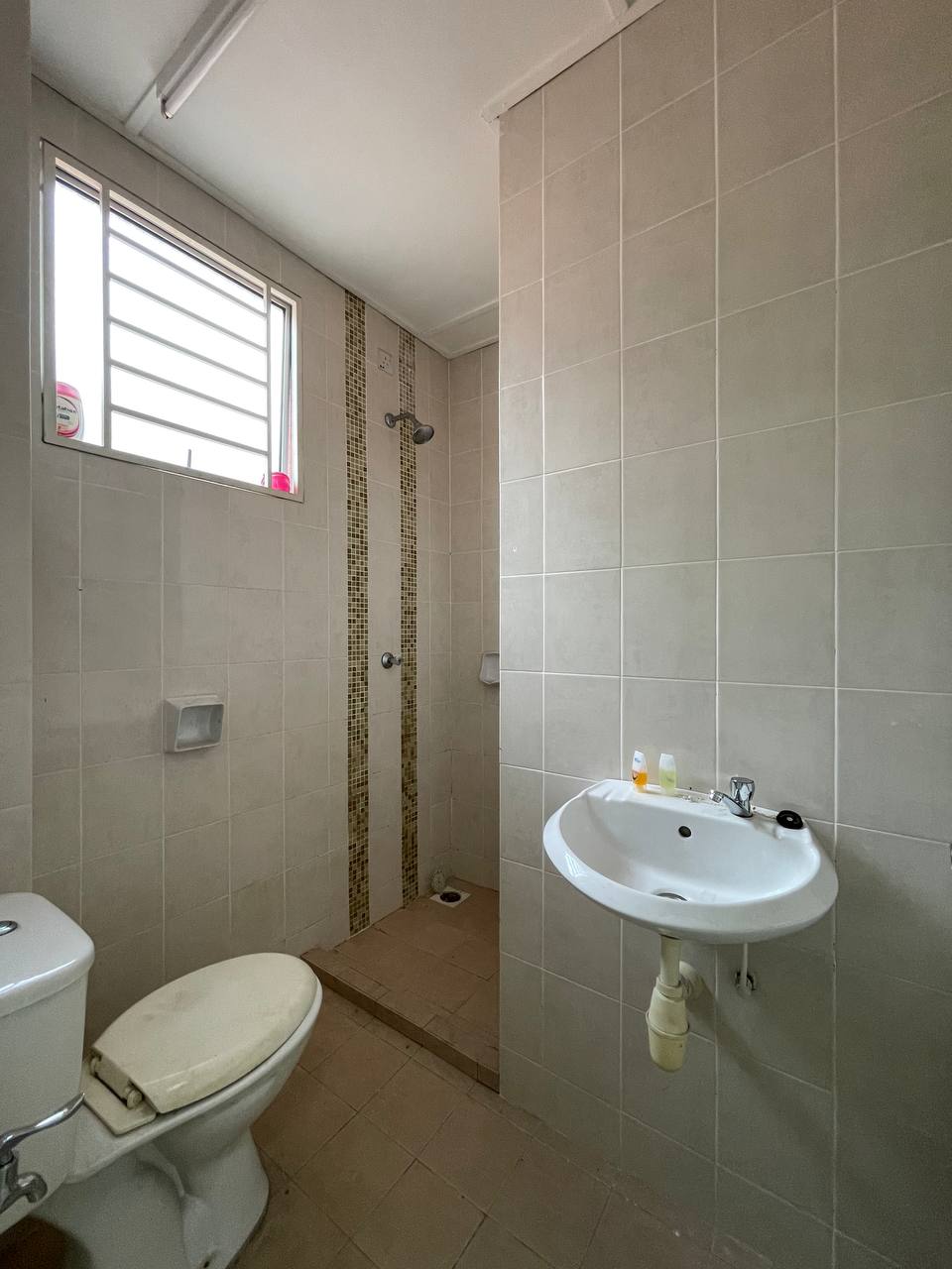 END LOT Alam Budiman Shah Alam refurbished unit - photo 7