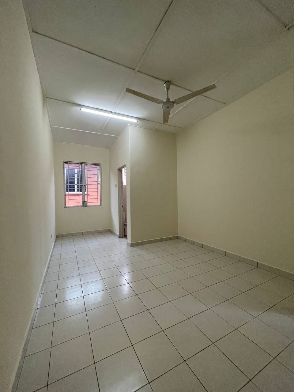 END LOT Alam Budiman Shah Alam refurbished unit - photo 8