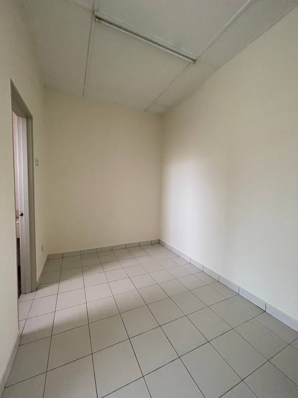 END LOT Alam Budiman Shah Alam refurbished unit - photo 12