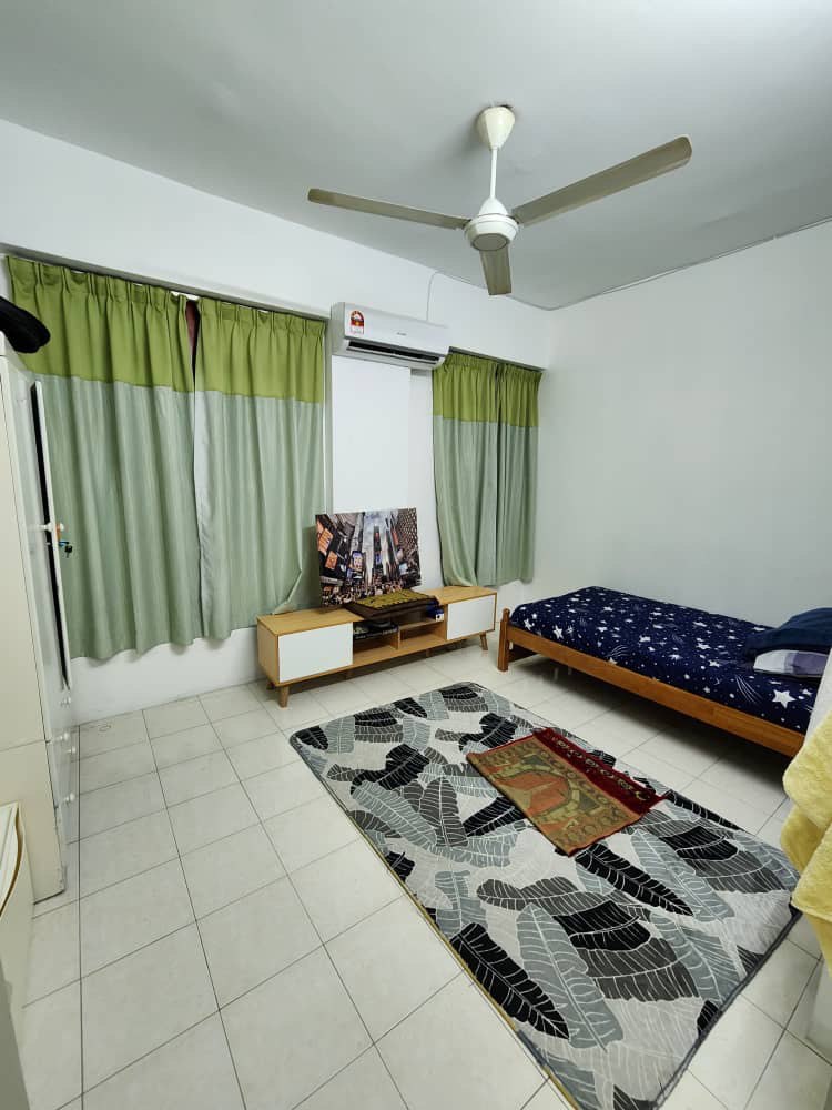 Permai Putera Apt Tmn Datuk Ampang Jaya 1080 SF BI - photo 4