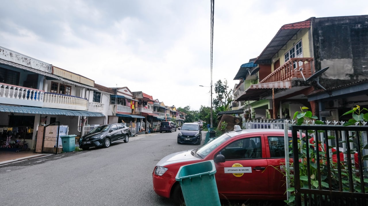 LOW COST Kg Melayu Ampang 2KM LRT AMPANG FULL LOAN - photo 3