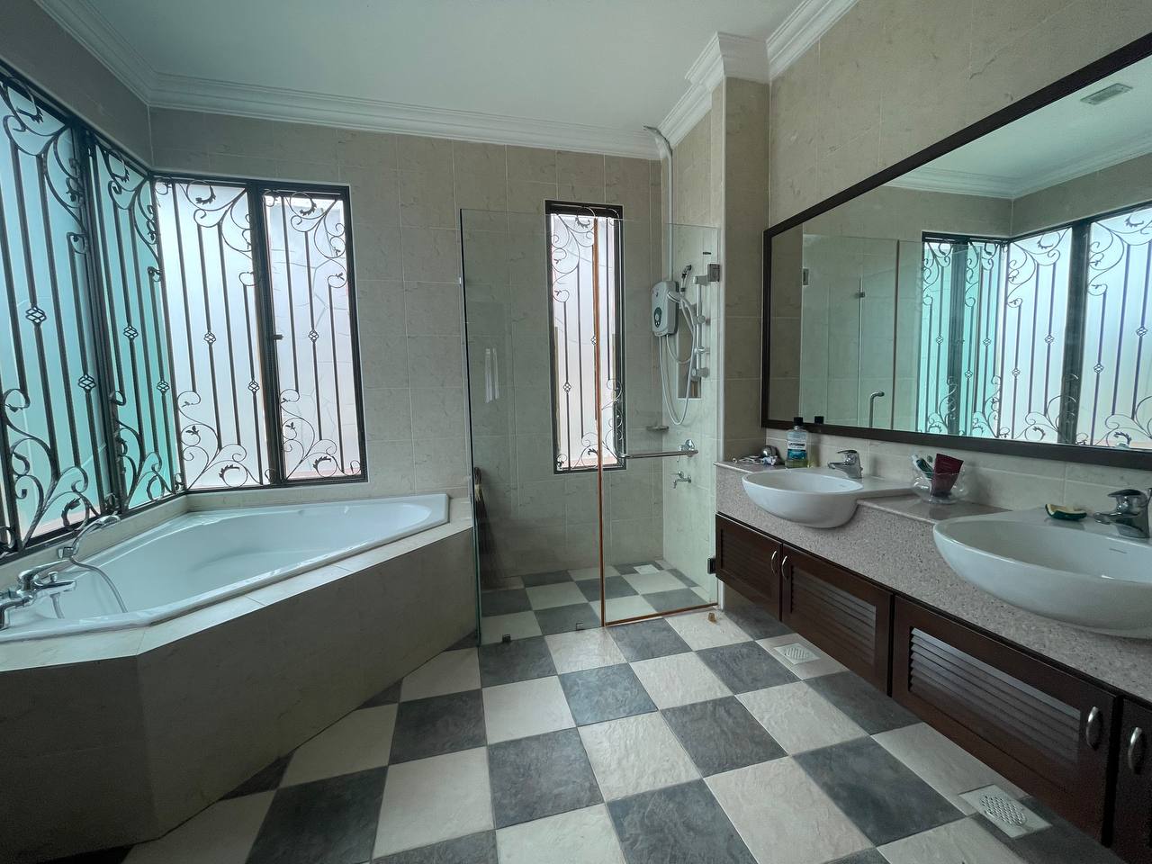 Banglo freehold Aman Perdana Meru Klang 5000 sf - photo 6