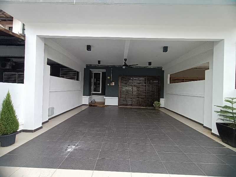 TERES DUA TINGKAT FULLY FURNISHED UNTUK DIJUAL - photo 2