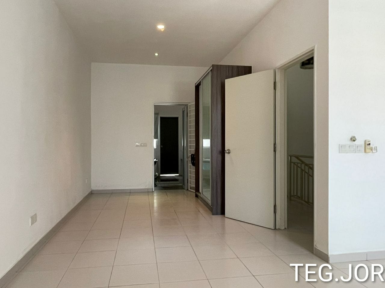 2sty Setia Indah 10,Setia Alam Renovated Tip-Top - photo 3