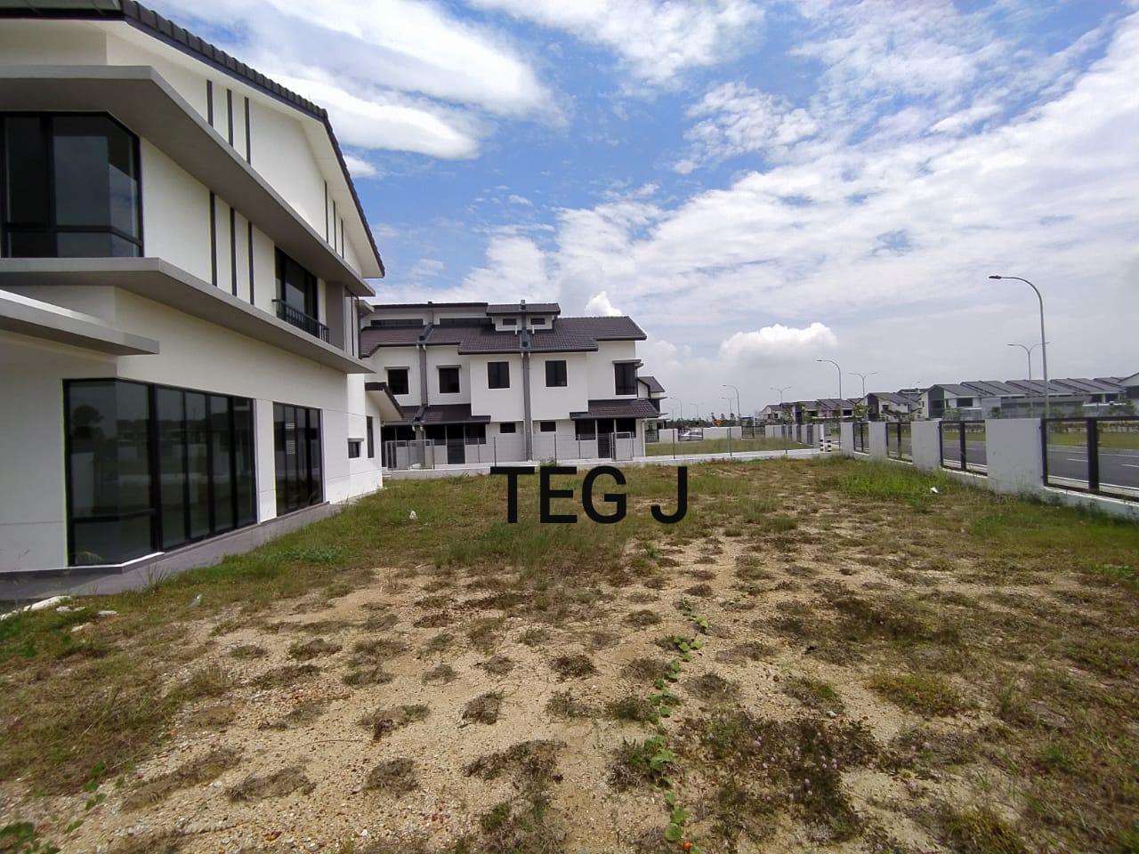 2sty Corner Bukit Raja Brand New Unit Limited Unit
