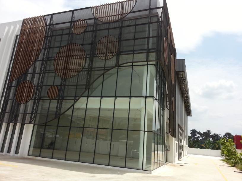 3 Storey Semi Detached Boutique Factory
