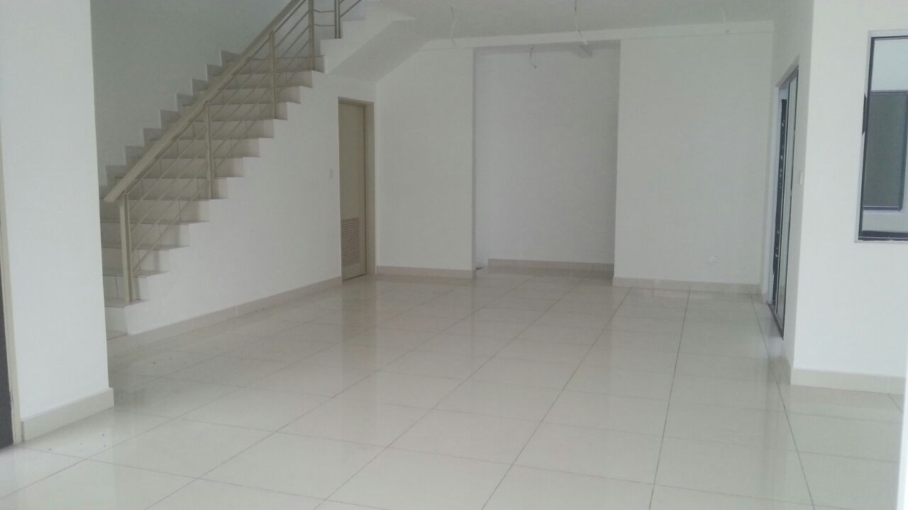 Clover Homes Superlink Double Storey at jln Broga - photo 6