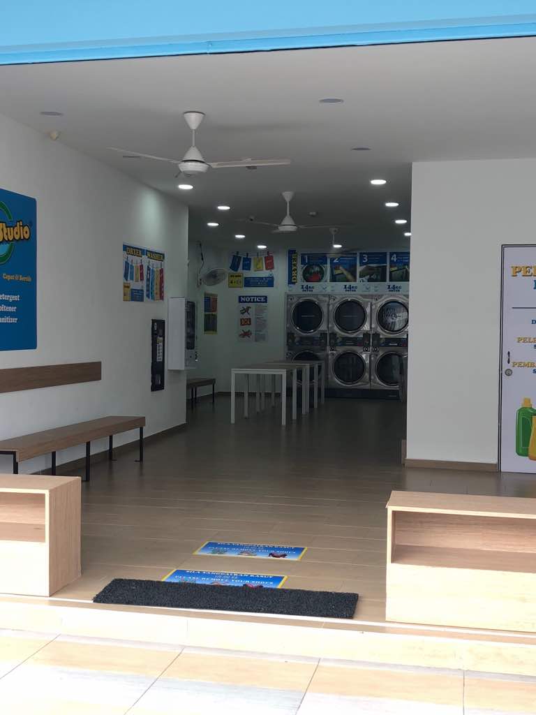 Freehold Double Storey Shop - photo 2