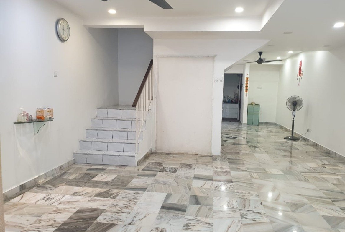 Taman Cheras Jaya 3-sty well renovated intermediate landed terrace - photo 2