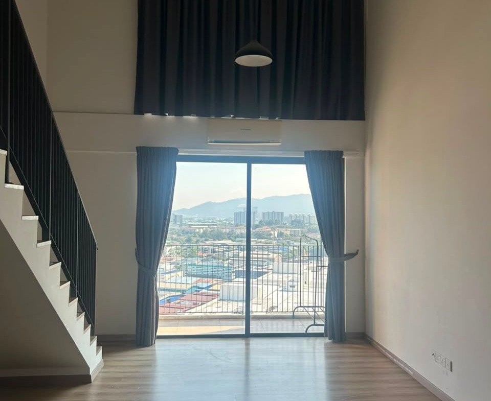 Kota Damansara, Emporis Duplex For Rent