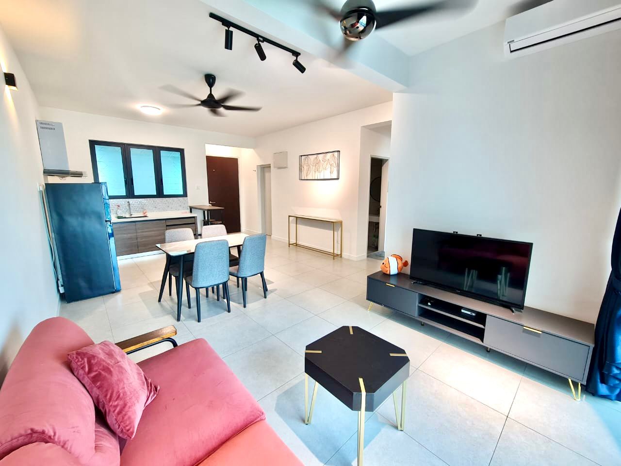 3 residence ...