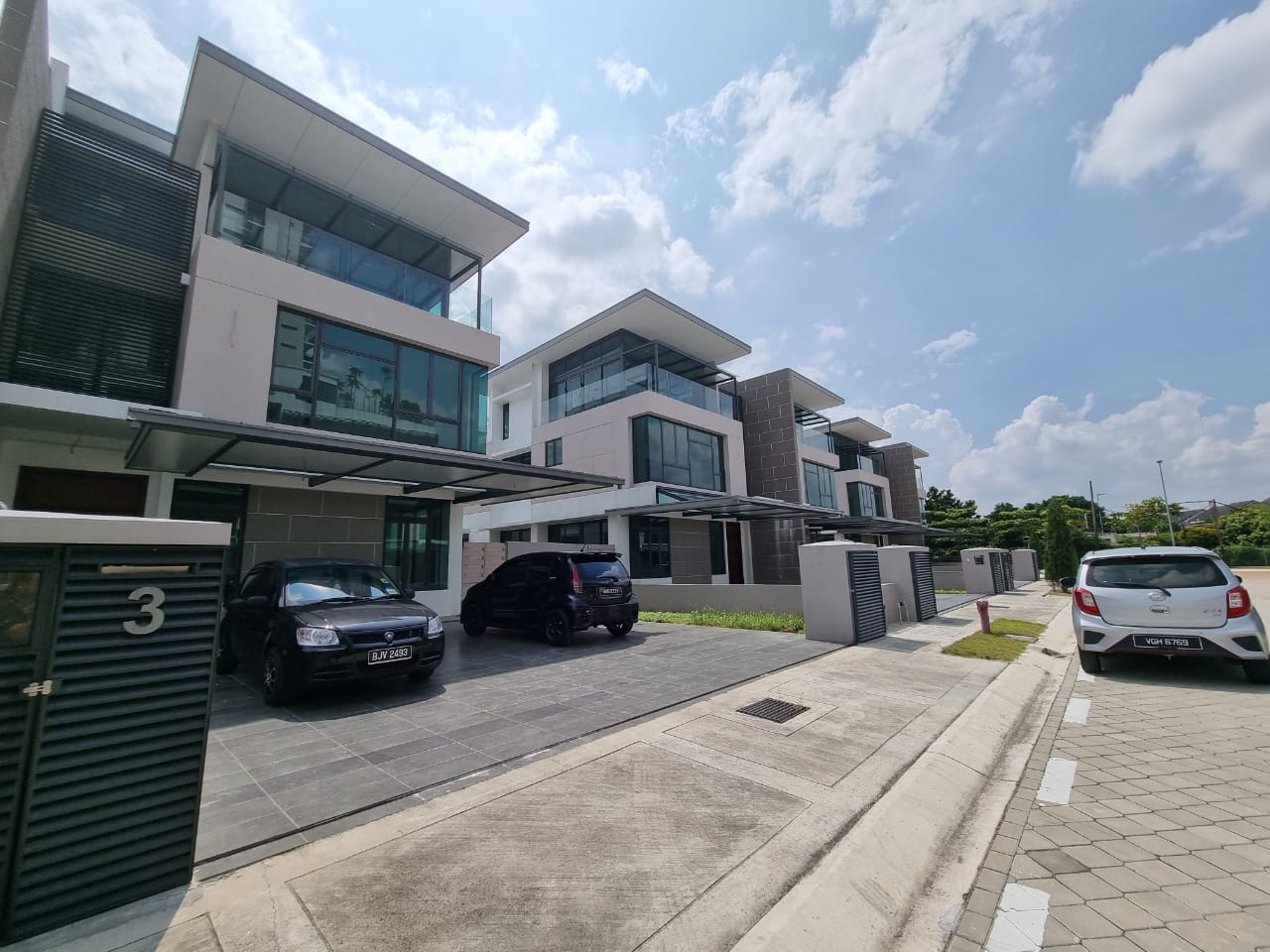 NEW Semi D located at Putra Height, Subang Jaya PJ - photo 3