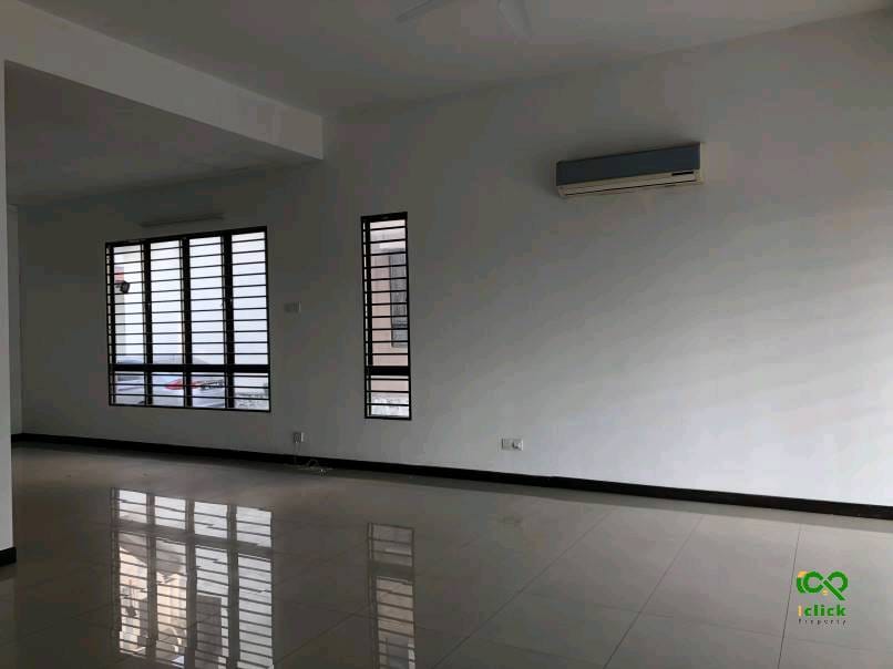 3 Storey Terrace End Lot Bukit Jalil - photo 2