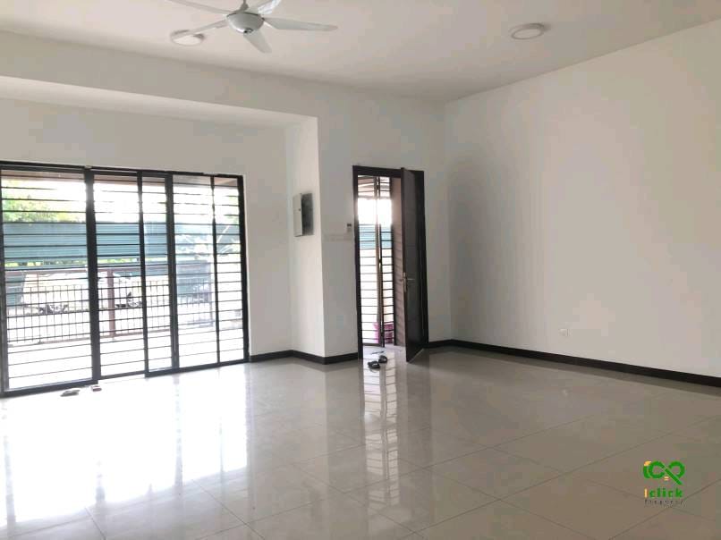 3 Storey Terrace End Lot Bukit Jalil - photo 5