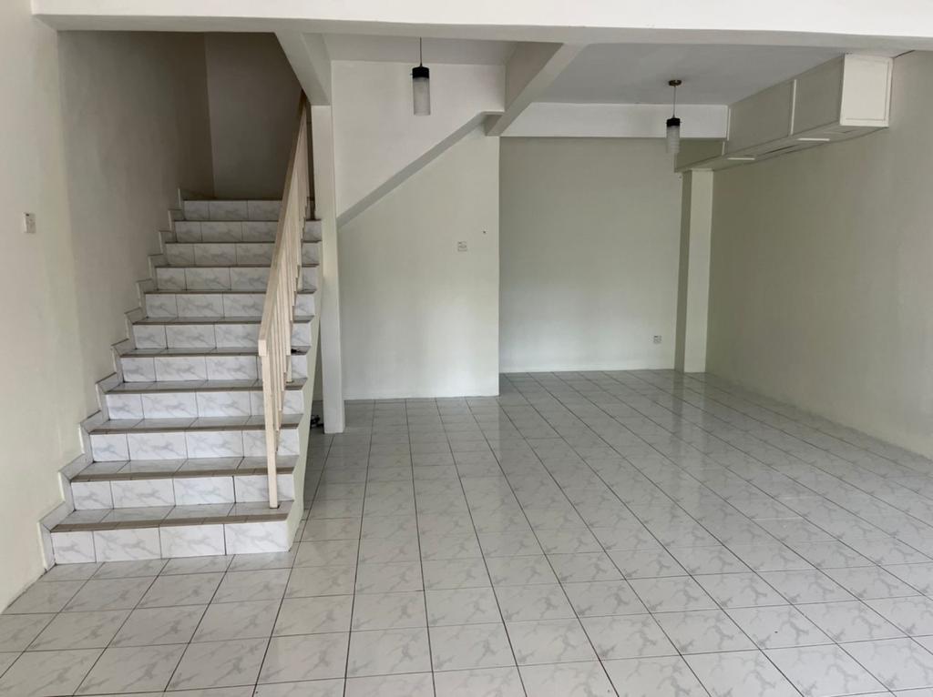 2sty house 4br3b Kota Kemuning - photo 8
