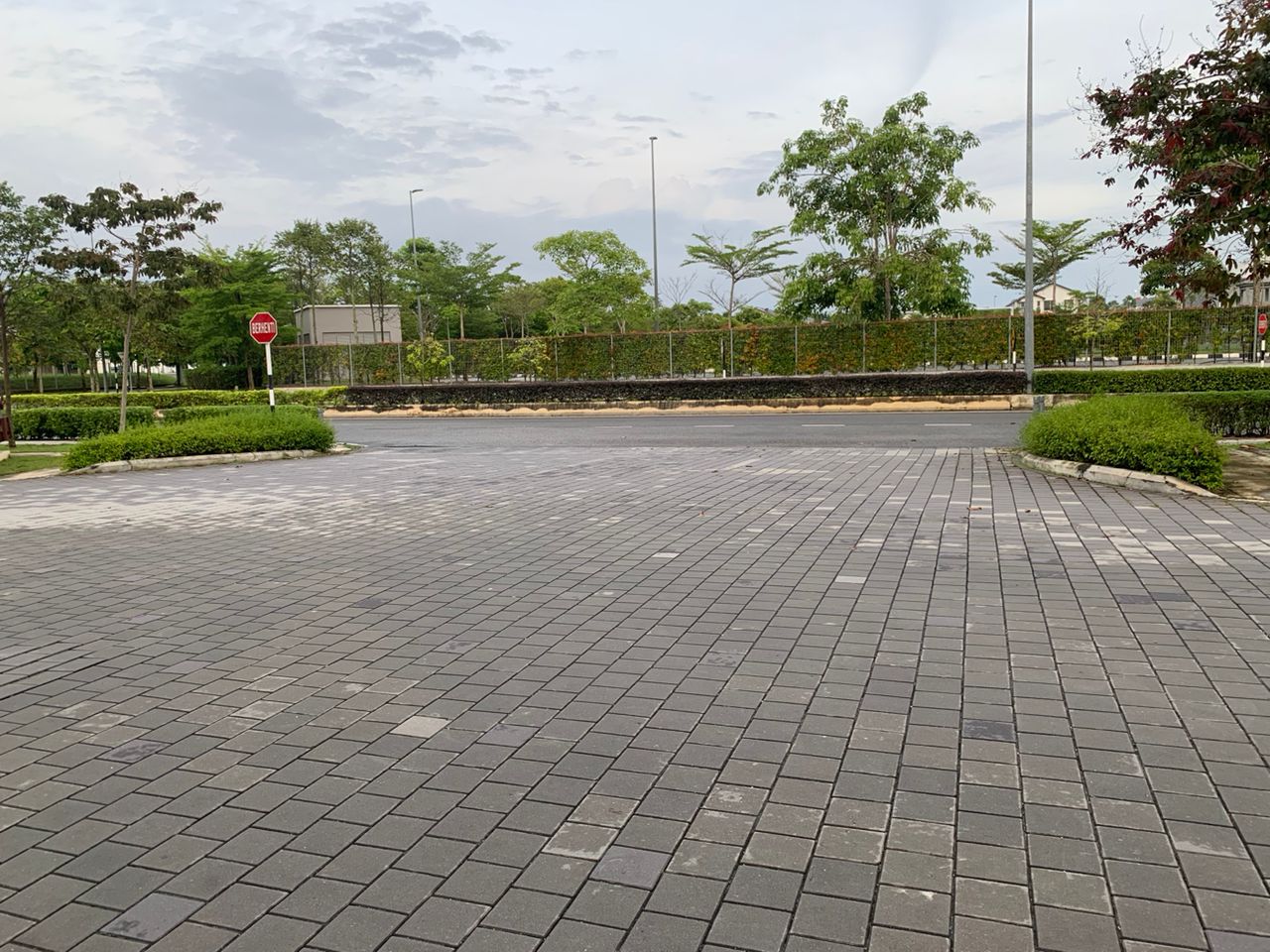 2sty Shop Lot Sinaran 24x70sf Kota Kemuning by JB - photo 2
