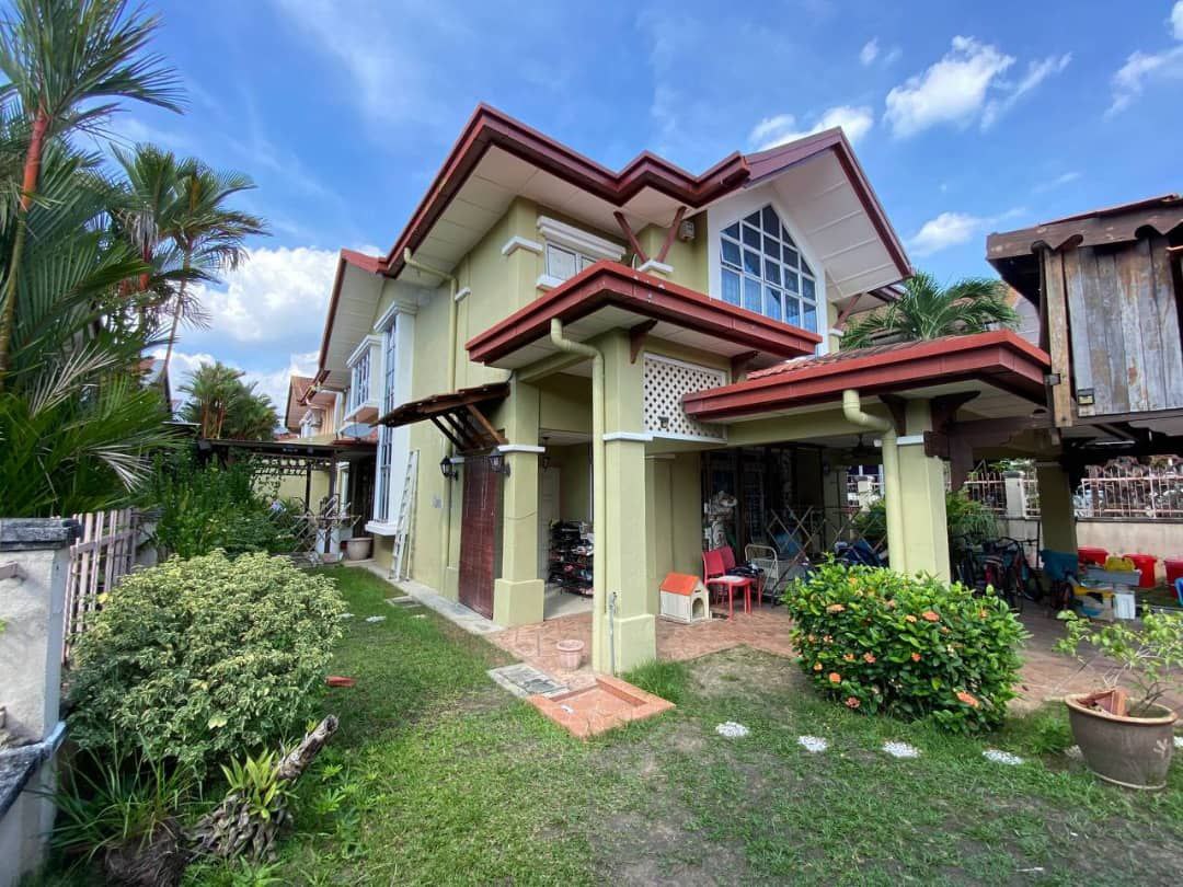 DOUBLE STOREY BUNGALOW D Sentral Seri Putra Bangi - photo 2