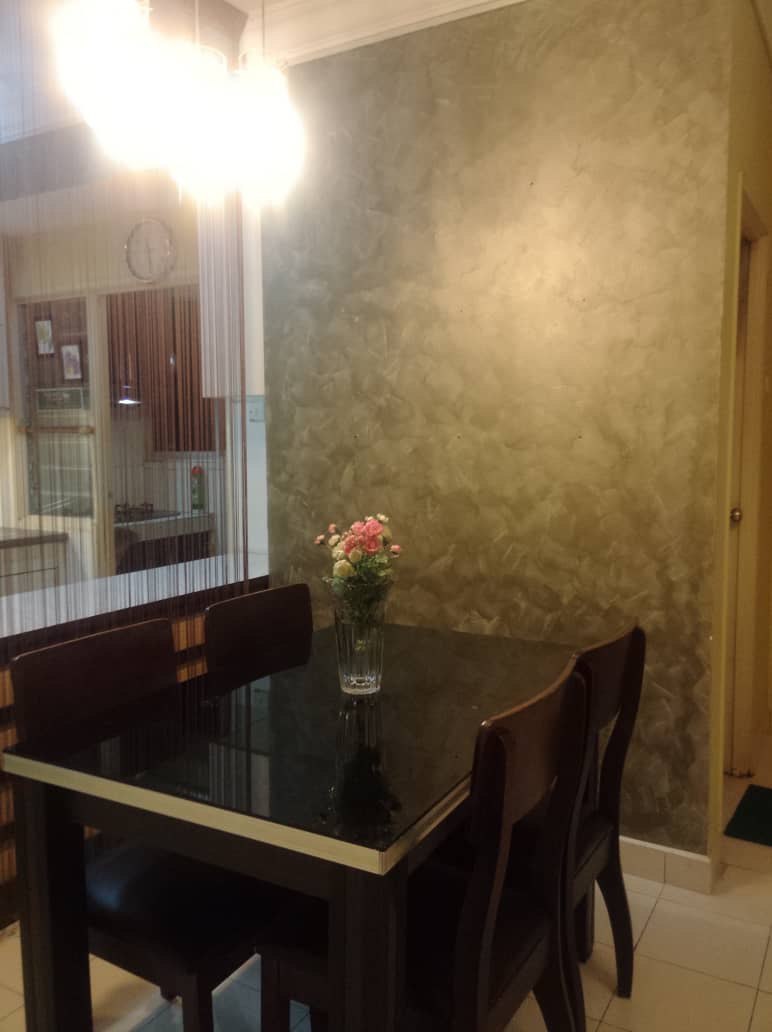 Freehold Level 1 Serdang Villa Apartment - photo 1
