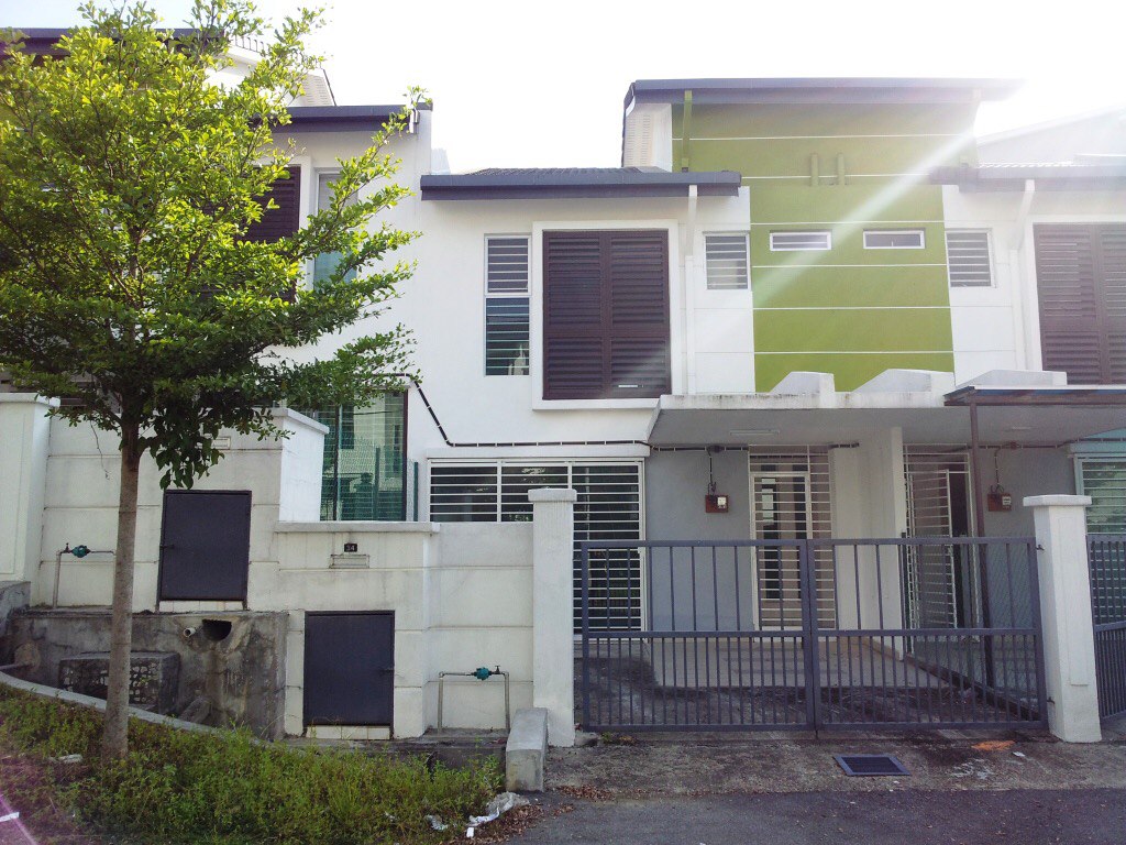 Rumah Double Storey LandedUntuk Dijual Taman Kuang - photo 2