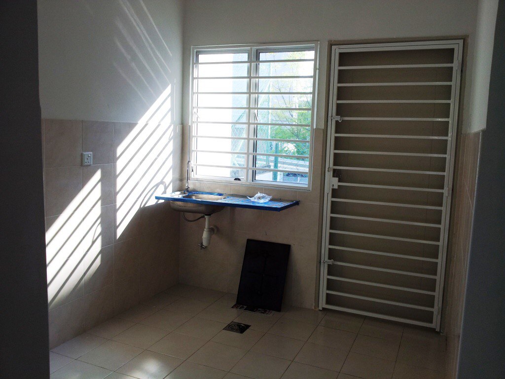 Rumah Double Storey LandedUntuk Dijual Taman Kuang - photo 4