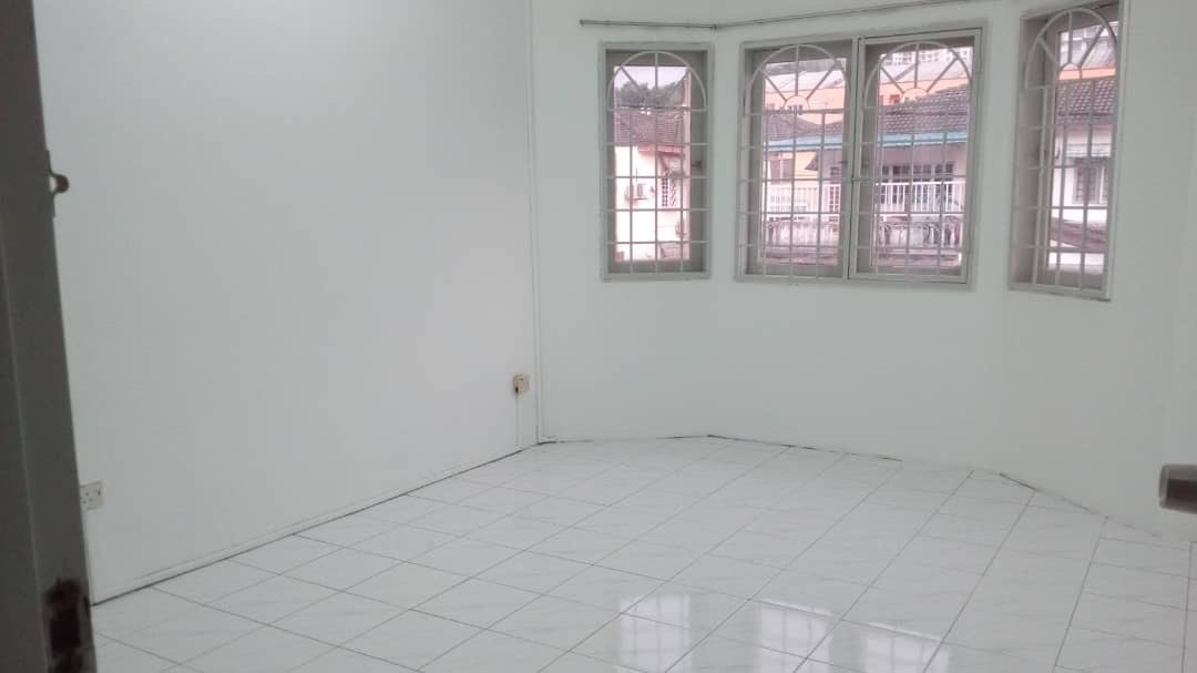 Rumah Untuk Dijual FREEHOLDTaman Kemacahaya Cheras - photo 3