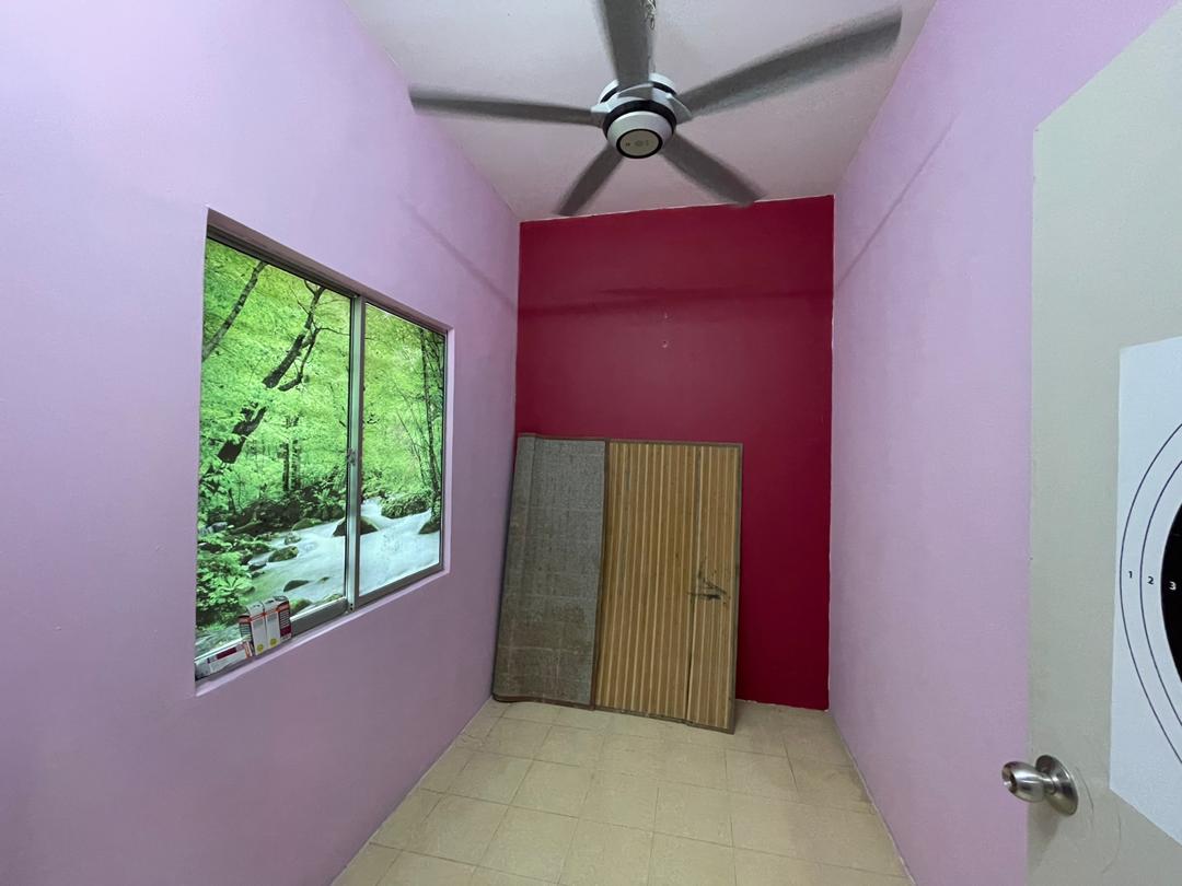 Rumah Teres Single Storey Seksyen 30 Shah Alam - photo 3