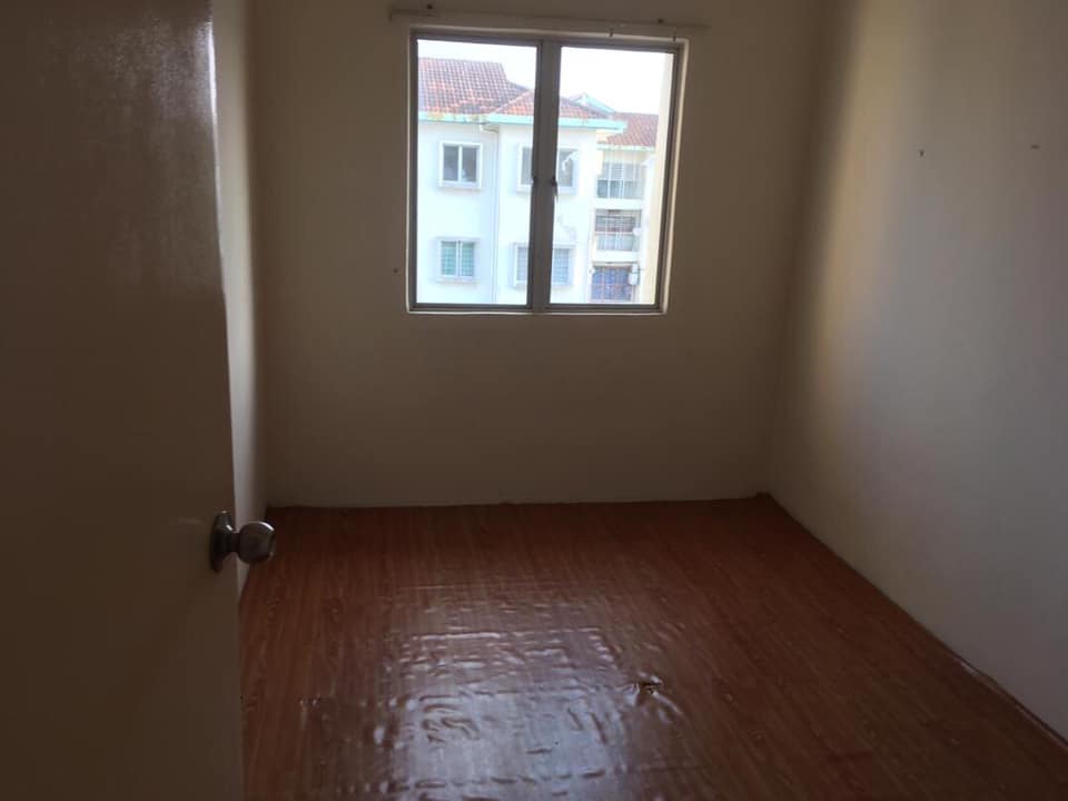 Flat Low Cost Below Market Birchwood Court Rawang - photo 2