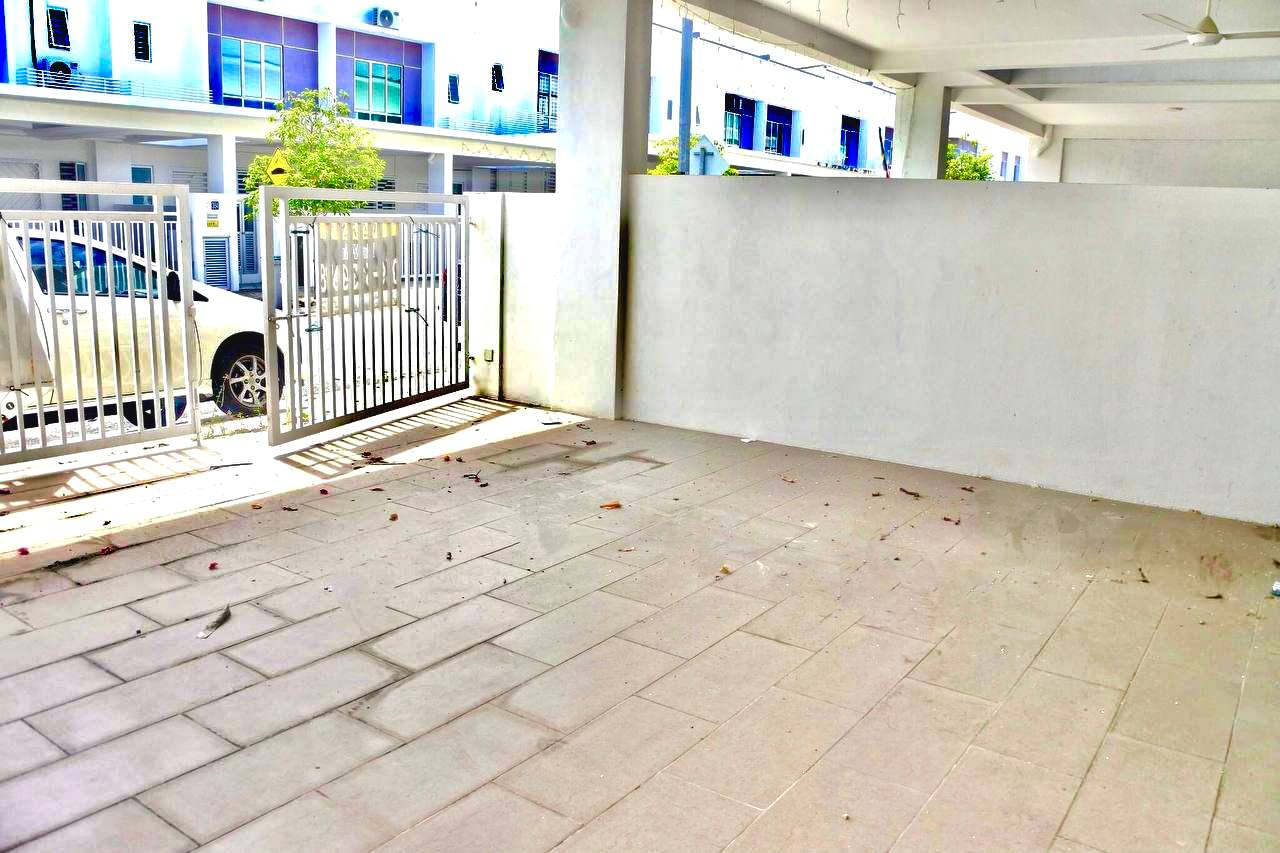 Double Storey Terrace, Ara Sendayan, Barinda - photo 4