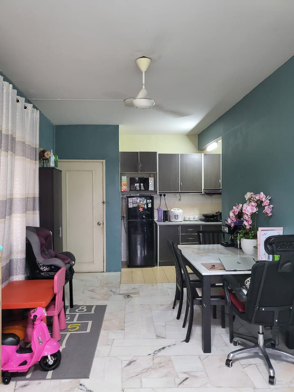 Desaminium Apartment Flora, Seri Kembangan - photo 4