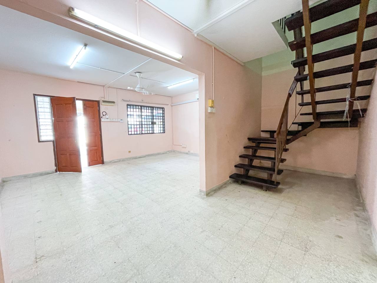 2 Storey Terrace House Seksyen 19, Shah Alam - photo 3