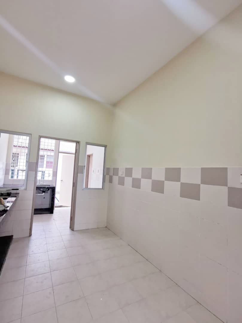 Seri Pristana Saujana Utama Sg Buloh Selangor - photo 7