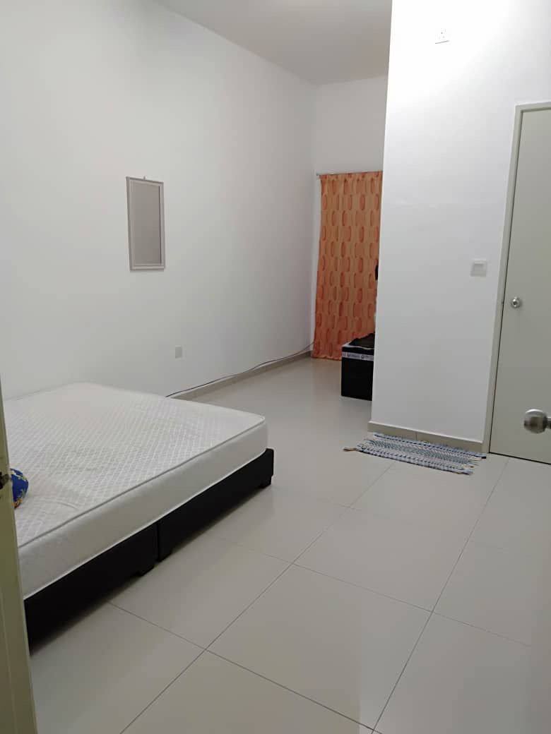 Taman Nusari Bayu, Sendayan - photo 11