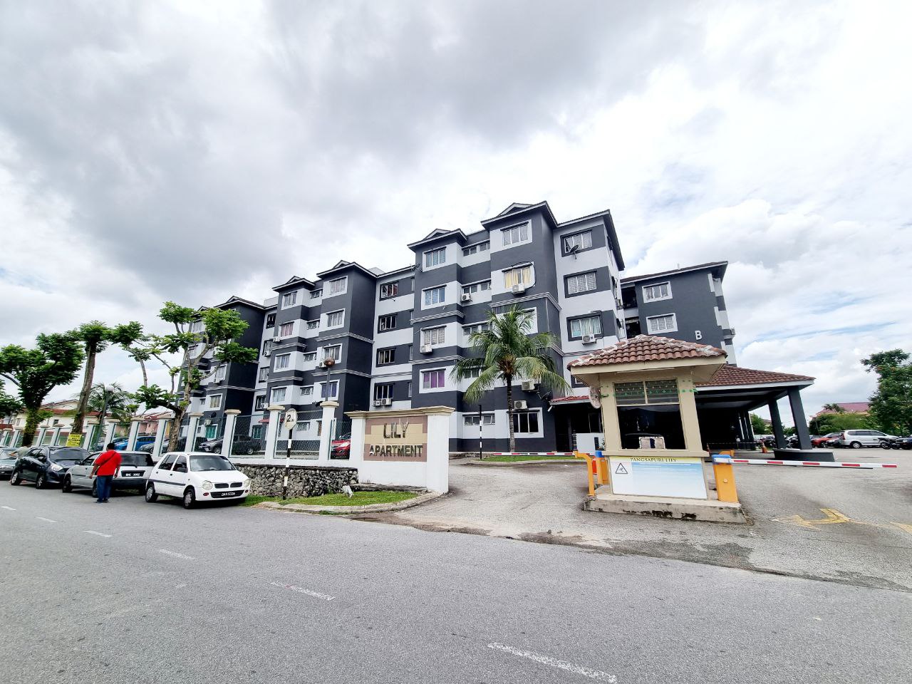 Lily Apartment Saujana Utama Sg Buloh - photo 11