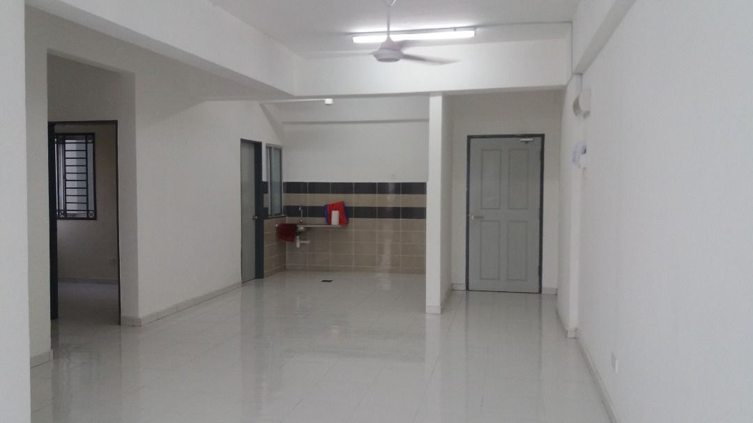 Pangsapuri Damai Seksyen 25, Shah Alam - photo 2