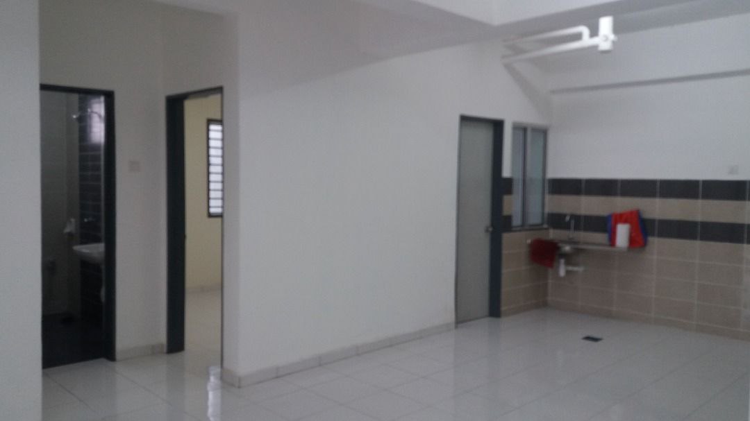 Pangsapuri Damai Seksyen 25, Shah Alam - photo 3