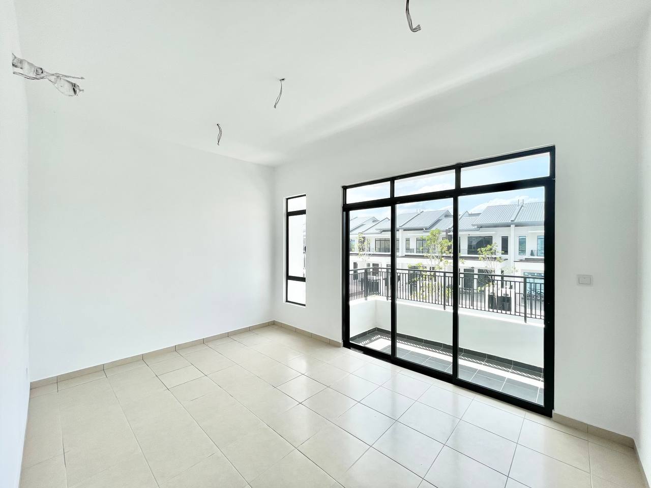 Terrace House Myra Alam, Puncak Alam - photo 4