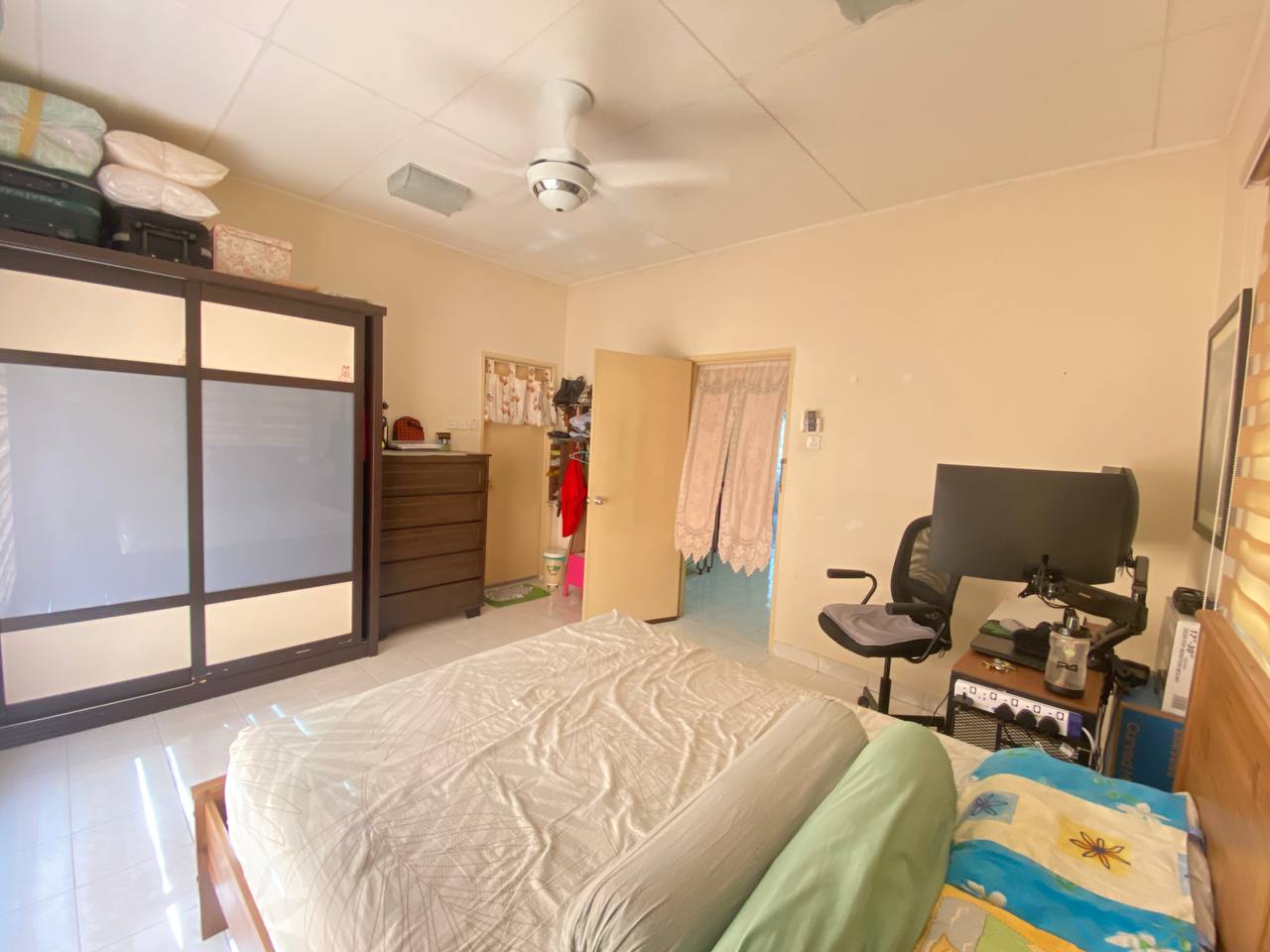 Terrace House Bukit Subang Selangor - photo 4
