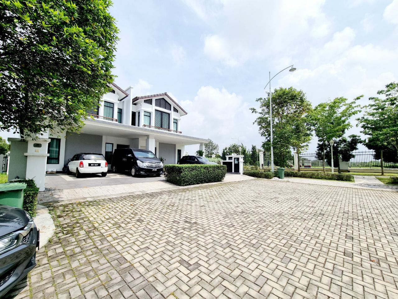 SEMI D CLUSTER TENDERFIELD ECO MAJESTIC SEMENYIH - photo 13