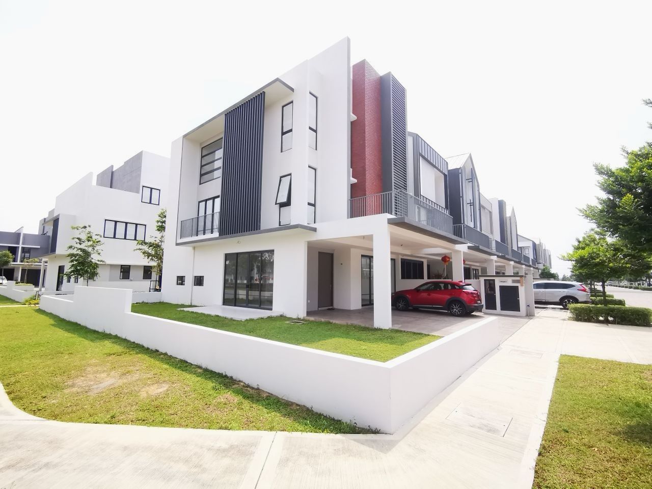 Lucent Residence Twentyfive 7 Kota Kemuning - photo 2
