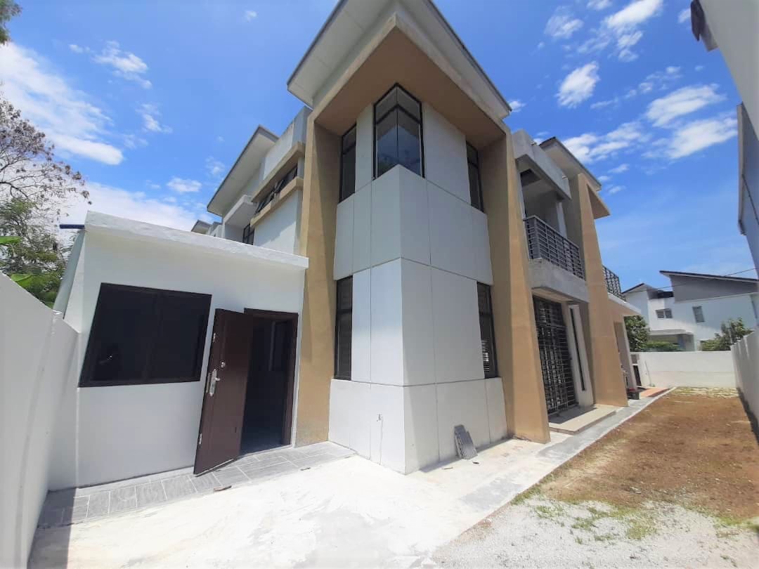 2 Storey SEMI Detached, Bandar Tasik Kesuma, - photo 2