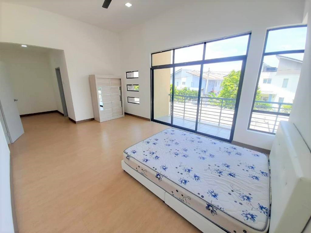 2 Storey SEMI Detached, Bandar Tasik Kesuma, - photo 3