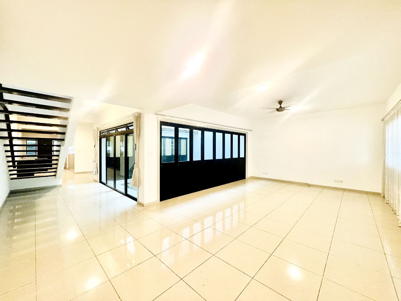 Semi D Aralia Elmina East Shah Alam - photo 2