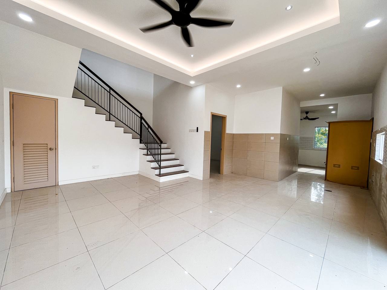 Terrace House Serene Heights Eugenia Bangi - photo 3