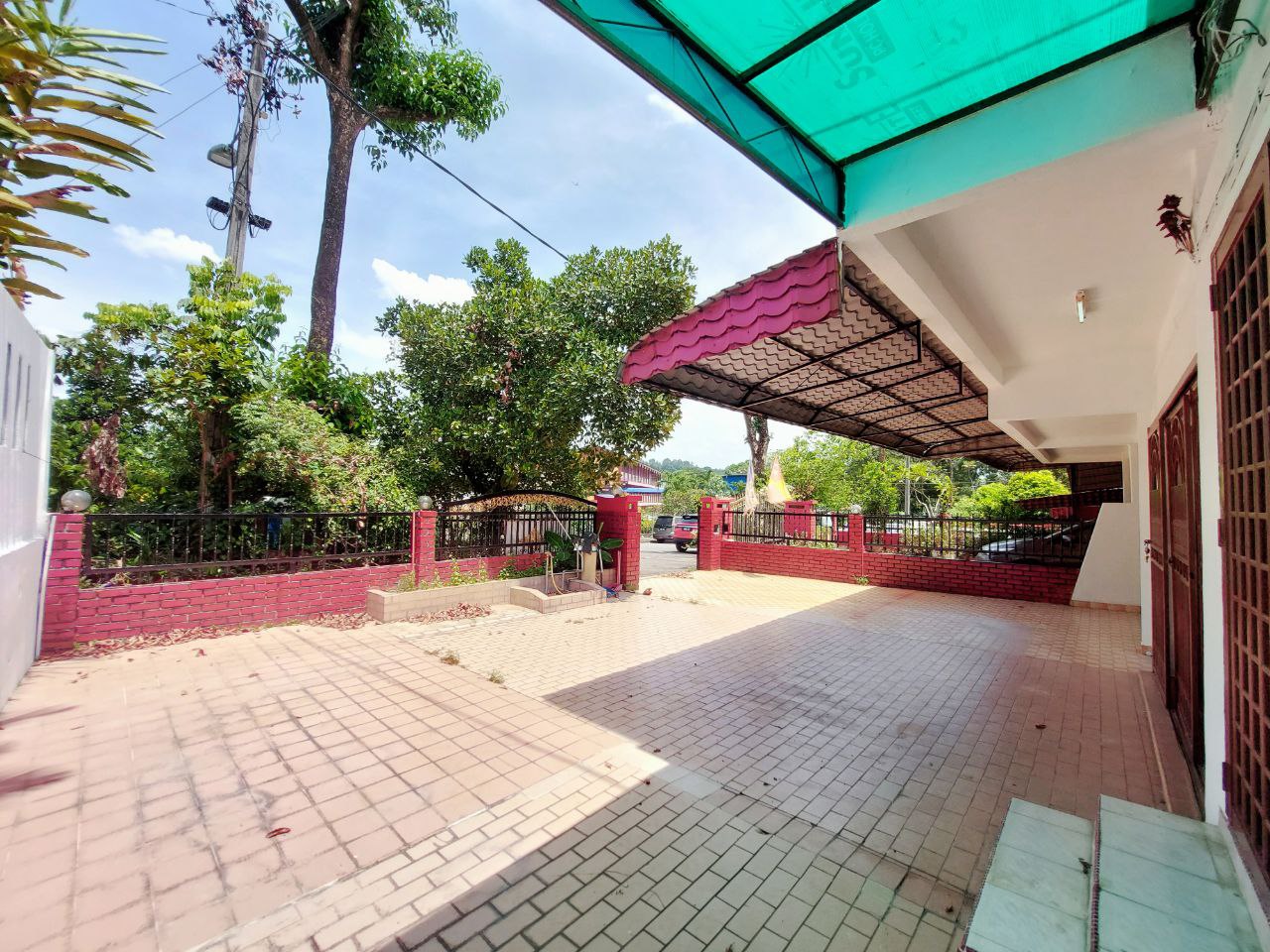 Terrace House Seksyen 6, Shah Alam - photo 2