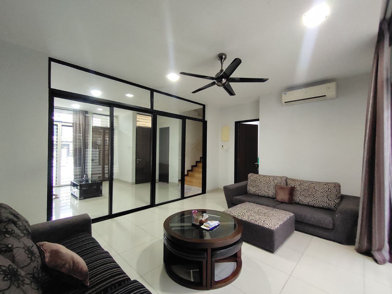 3 Storey SUPERLINK Maple Terrace Denai Alam - photo 3