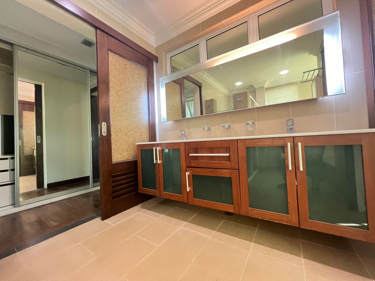 Jesselton Bungalow Pulau Tikus - photo 10