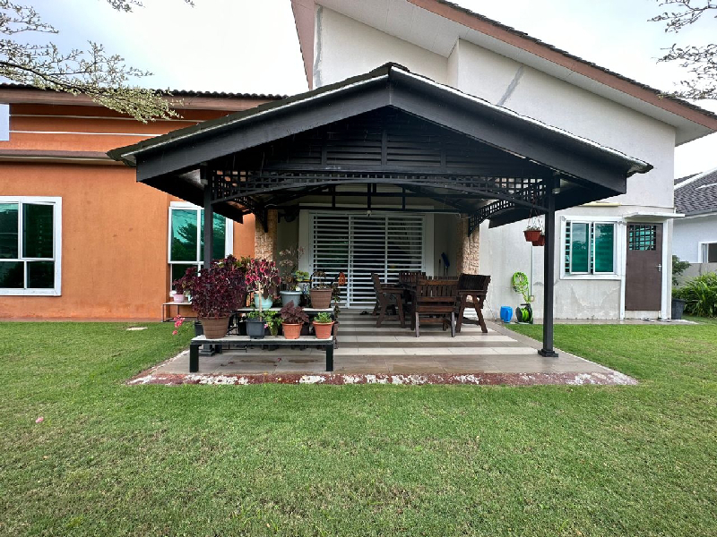 CORNER LOT SEMI-D UNTUK DIJUAL DI MEDAN KLEBANG MEWAH, CHEMOR  - photo 3