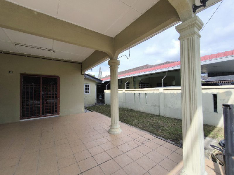 Rumah Banglo Setingkat di Desa Manjung Untuk Dijual - photo 3