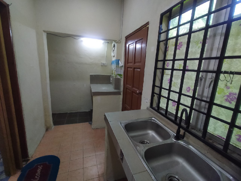 Rumah Teres Untuk Dijual Di Rpt Taman Anggerik Fasa lll, Bemban - photo 8
